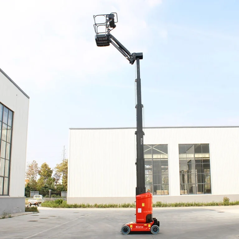 Mast LIft With Jib