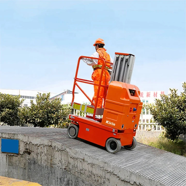 Self-Propelled-Mast-Vertical-Lift (2)