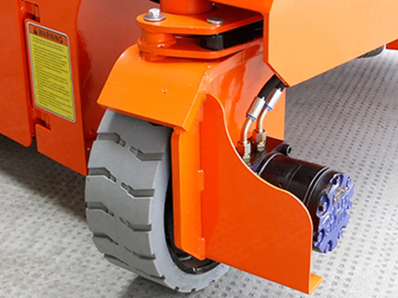 self-propelled-scissor-lift