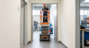 narrow-scissor-lift