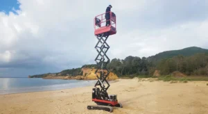 self-leveling-scissor-lifts